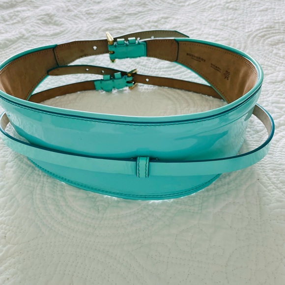 Burberry Prorsum authentic leather belt in a beautiful teal color. New. - Picture 3 of 4